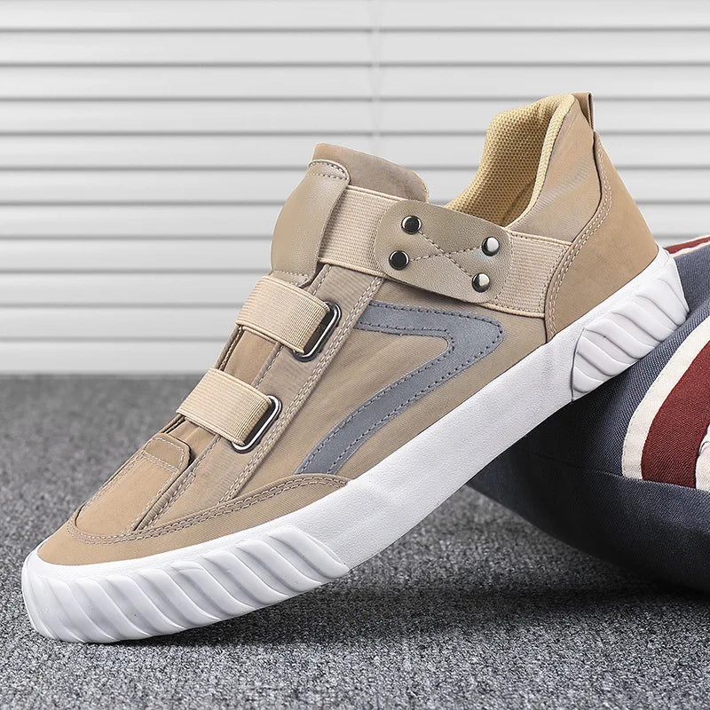 Men's Shoes High Top Casual Shoes Trend Comfortable Leather Man Loafers Solid Color Soft Sole Flats Slip on Outdoor Men Sneakers