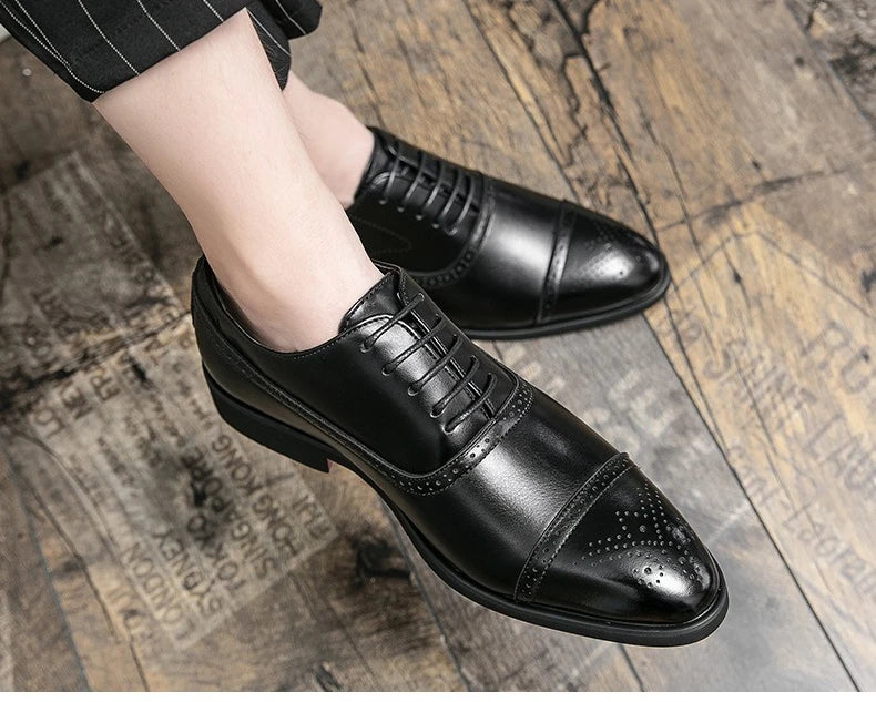 Men's Dress Shoes Red Sole Leather Shoes Pointed Party Shoe Lace-up Office Oxfords Casual Wedding Shoe Retro Business Men Shoes