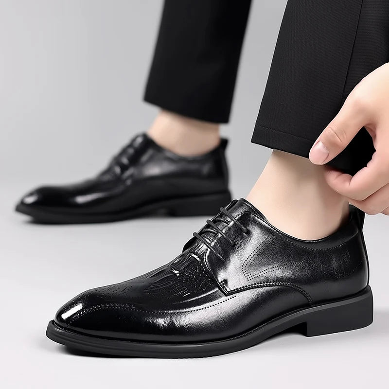 Luxury Brand Men's Glossy Leather Shoes High-end Banquet Dress Shoes Office Men's Pointed Business Shoes High-quality Versatile