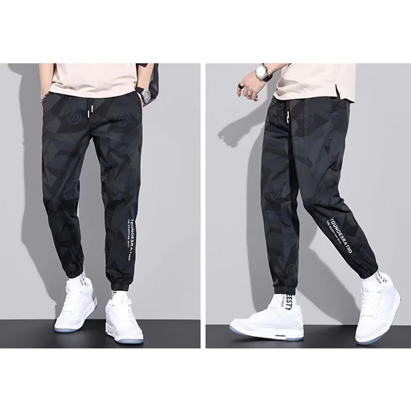Men's Lightweight Hiking Climbing Pants Trend Camouflage Outdoor Sports Trousers Baggy Bound Feet Designer Casual Street Pants