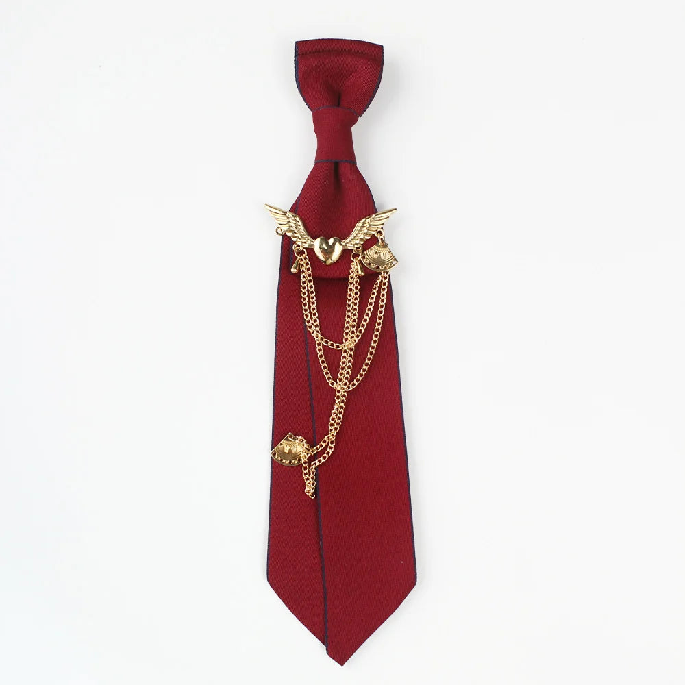 A handmade high-end fashionable tie. Light luxury and generosity. Suitable for performance hosting, event performances, etc. It