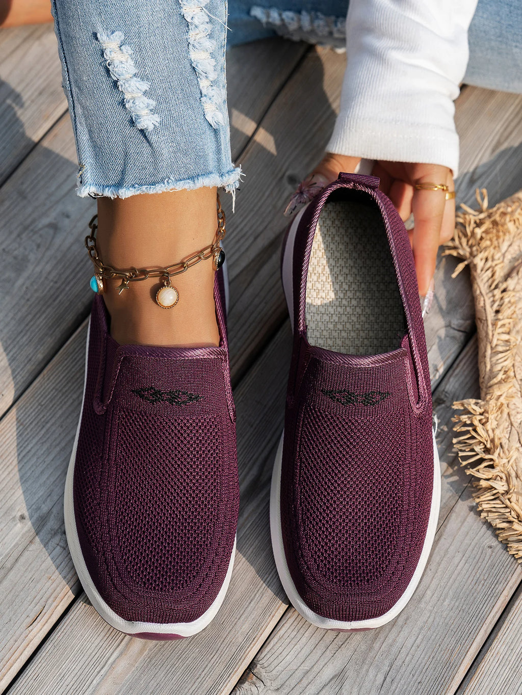 Women's shoes, casual shoes for ladies, with breathable mesh, not tiring to the feet, light and comfortable casual shoes