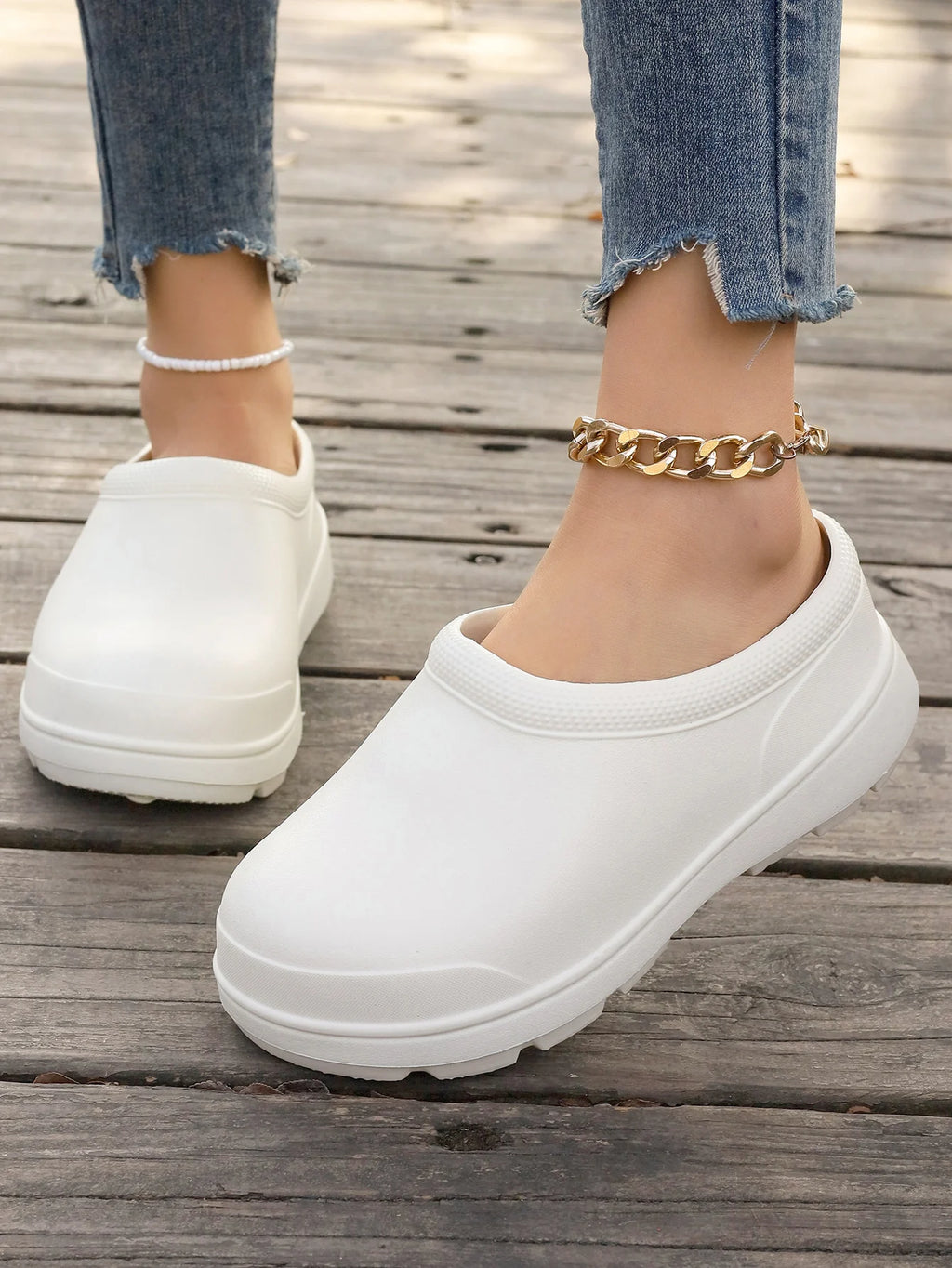 2026 Women's Large Water Shoes Nurse Shoes Chef Work Shoes Garden Shoe Fashion EVA Beach Sandals Kitchen Shoe 35-45