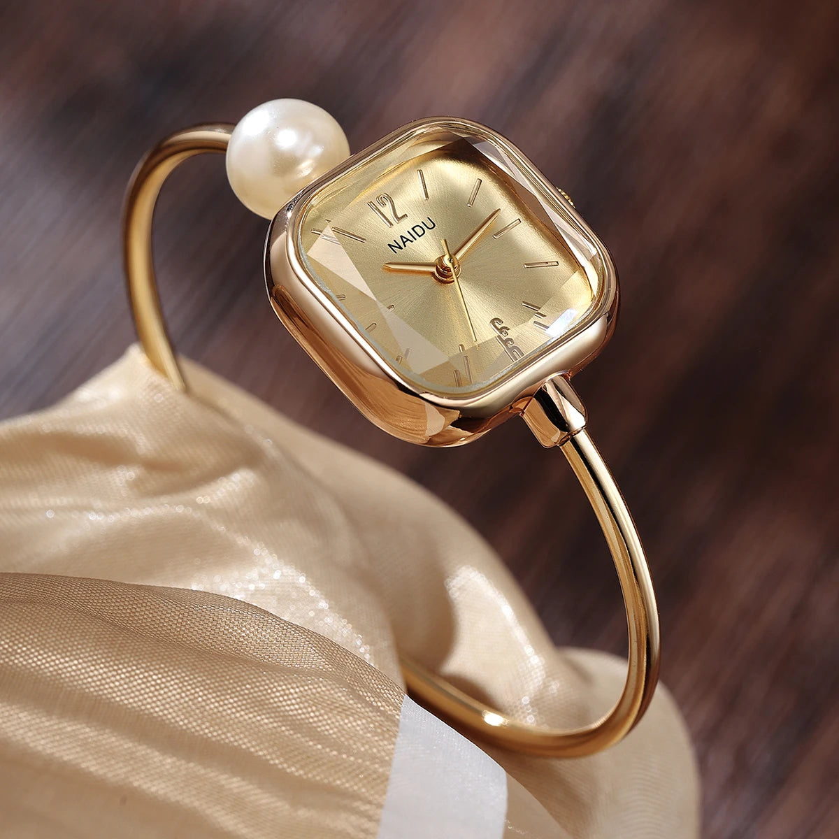 1 Piece of Women's Fashionable, Simple, Retro and Versatile Watch Suitable for Daily Wear