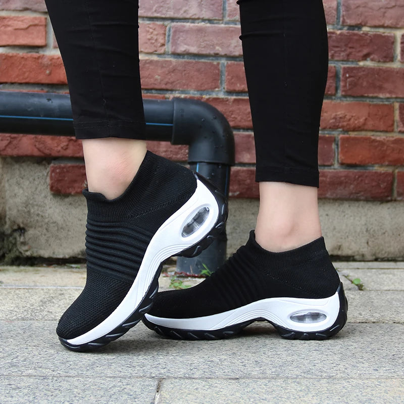 Women's Walking Trainers Fashion Fly Weaving Sock Sneakers Breathable Comfortable Nursing Shoes Casual Platform Loafers Non-Slip