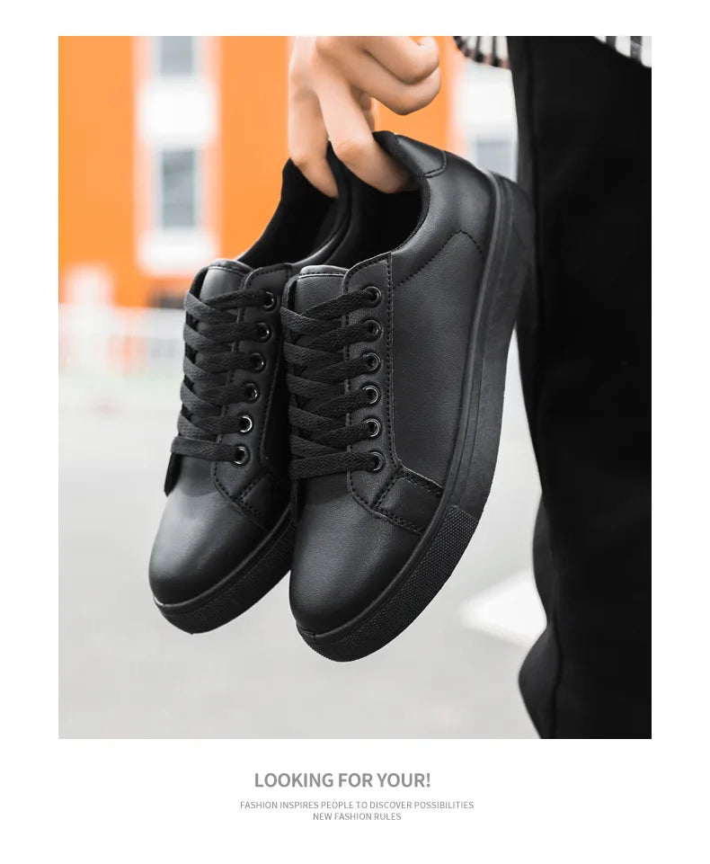 White Black Men Shoes Comfortable Casual Skateboard Shoes Men Solid Leisure Sneakers Lightweight Walking Shoes