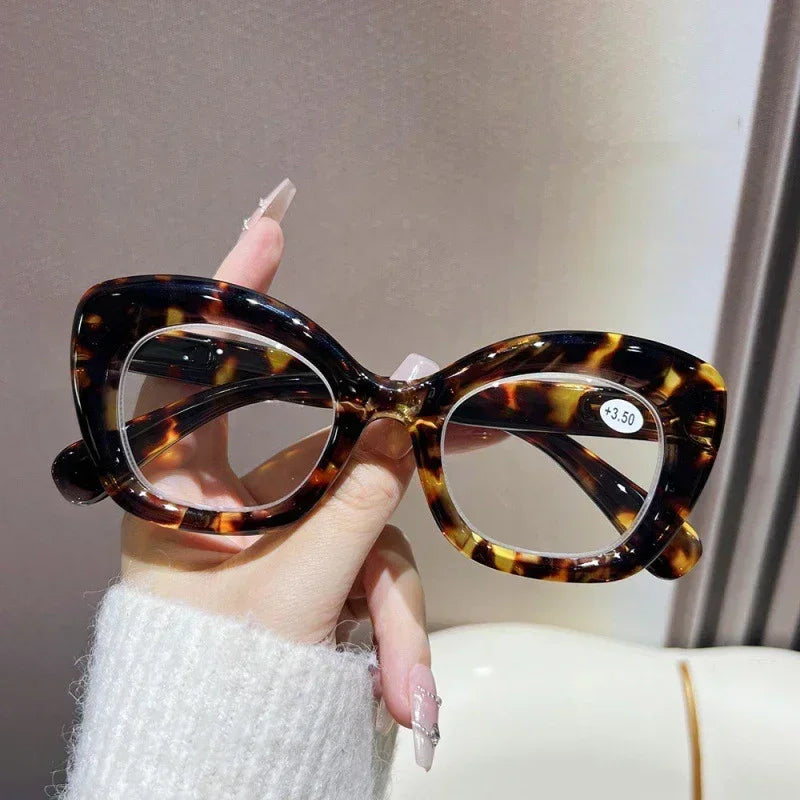 Women Retro Large Frame Reading Glasses Men Anti-blue Fashion High-definition Presbyopia Eyewear Vintage Far Sighted Eyewear
