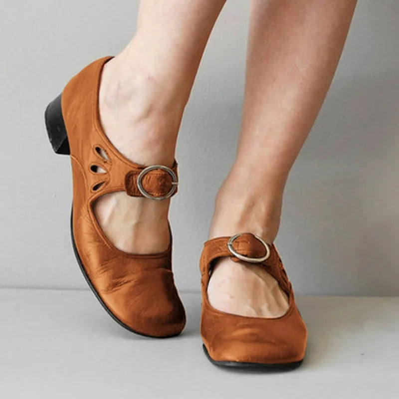 Women Shoes Low Heels Single Shoes Retro New Soft Sole Women Casual Shoes Thick Heels Work Mother Shoe Buckle Shallow High Heels