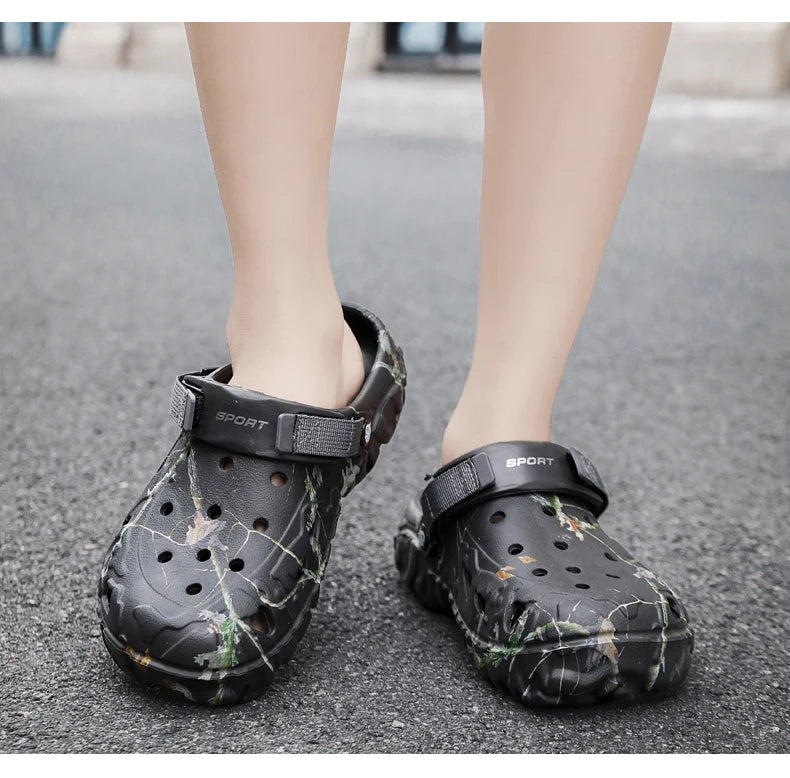 Men Slippers High Quality Classic Outdoor Anti-Slip Garden Shoes Lightweight Fashion Casual Sandals Sandals for Men Platform