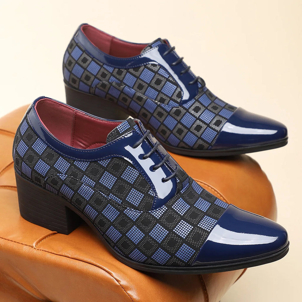 Big Size New Shoes for Men Dress Shoes British Style Checked Pointed Toe Leather Business Casual Shoes