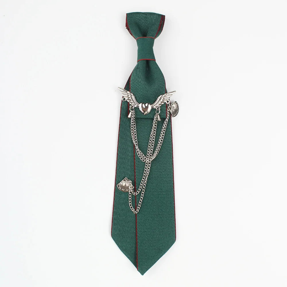 A handmade high-end fashionable tie. Light luxury and generosity. Suitable for performance hosting, event performances, etc. It