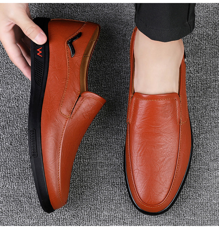 CLOHOO Men's Anti-Slip Fashion Slip-On Casual Shoes